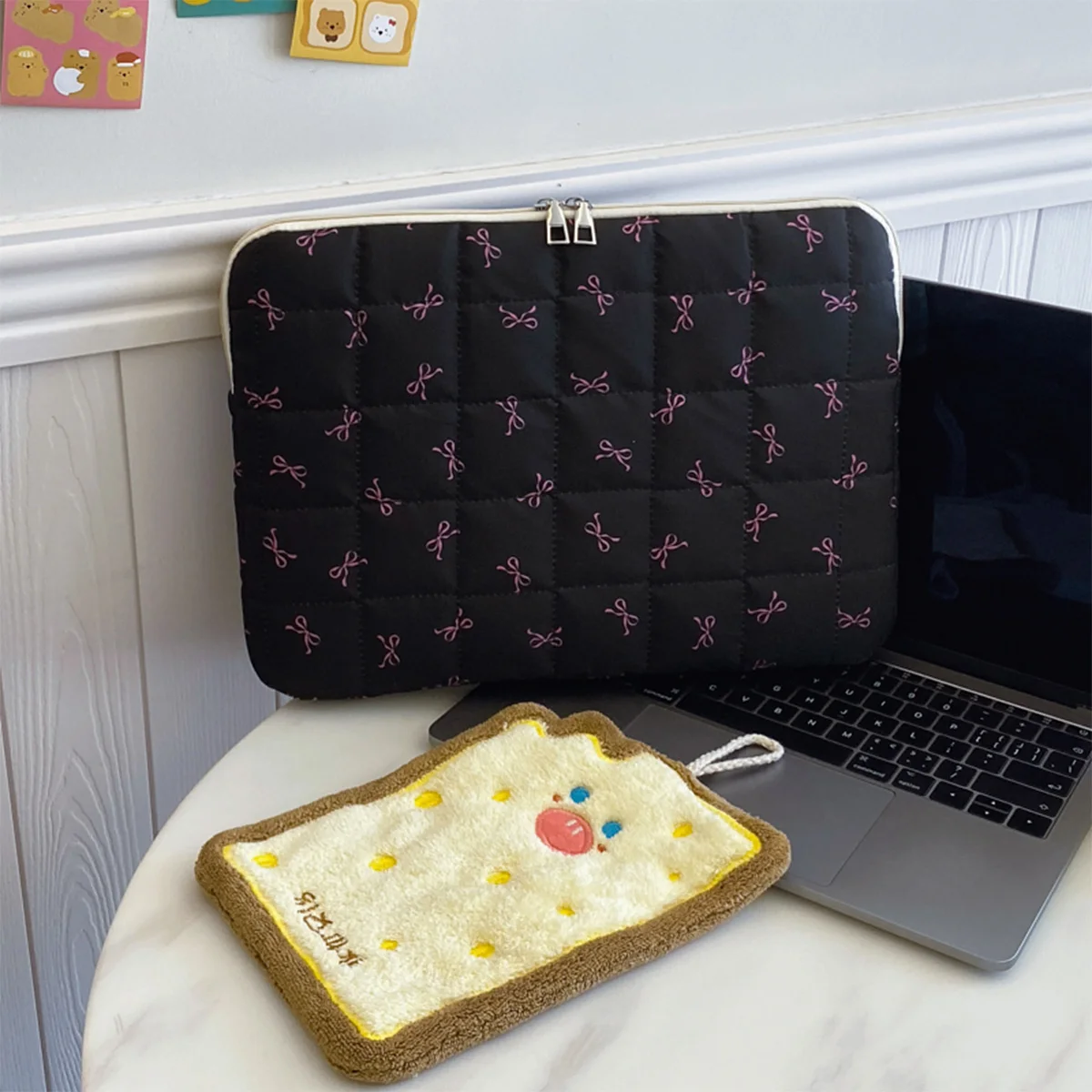 Simplicity Leisure Quilted Briefcase Bow Print Oxford Laptop Sleeve Shockproof Zipper Multi-Size for Office Commute