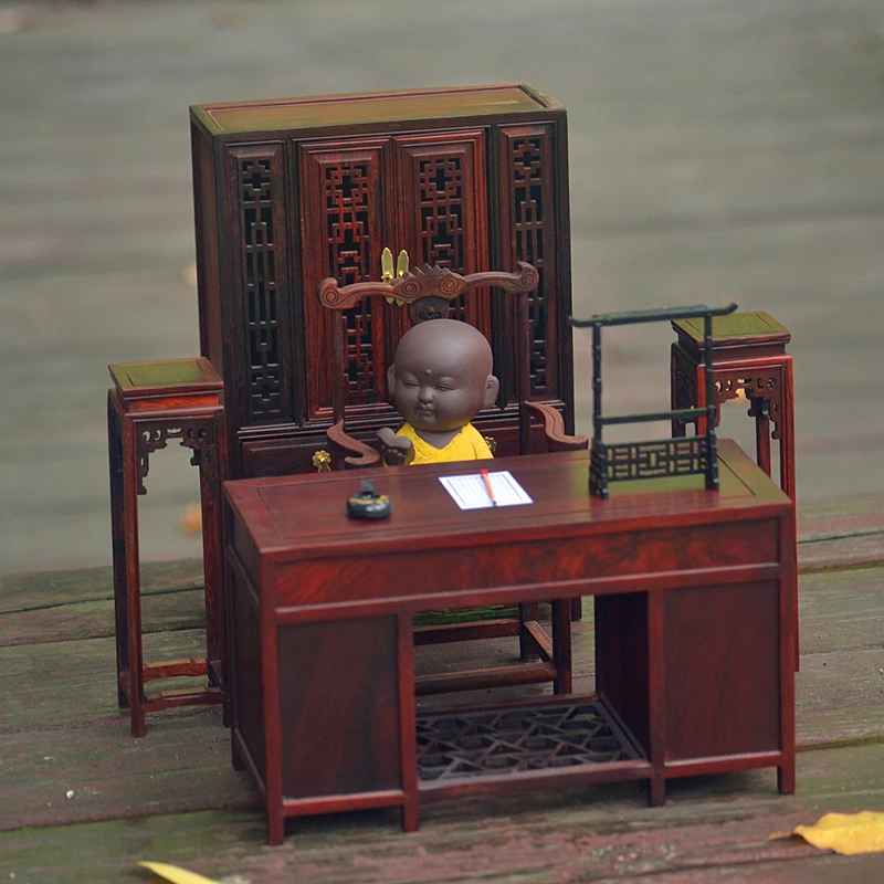 中国古代スタイルのミニチュアドールハウス家具セット - 絶妙な彫刻が施されたワードローブ、本棚、ドレッサー、学習机の家の装飾