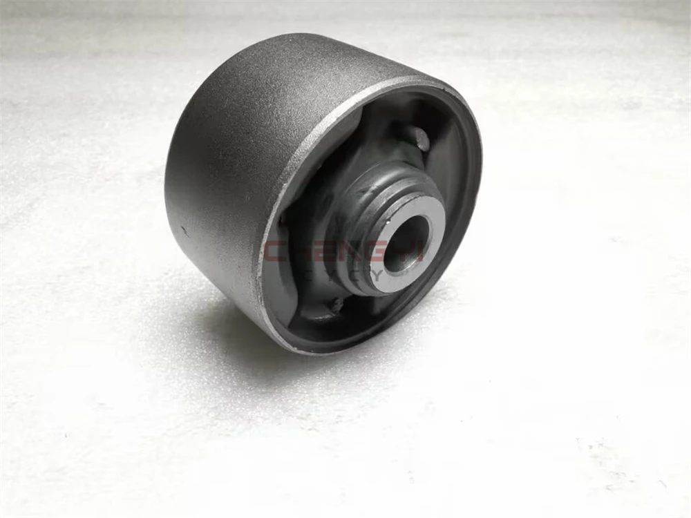 Rear Differential Support Rubber Bushing For Mitsubishi Montero Pajero V63W V73W V77W V93W V97W V98W MR554289 3517A027 MR374677