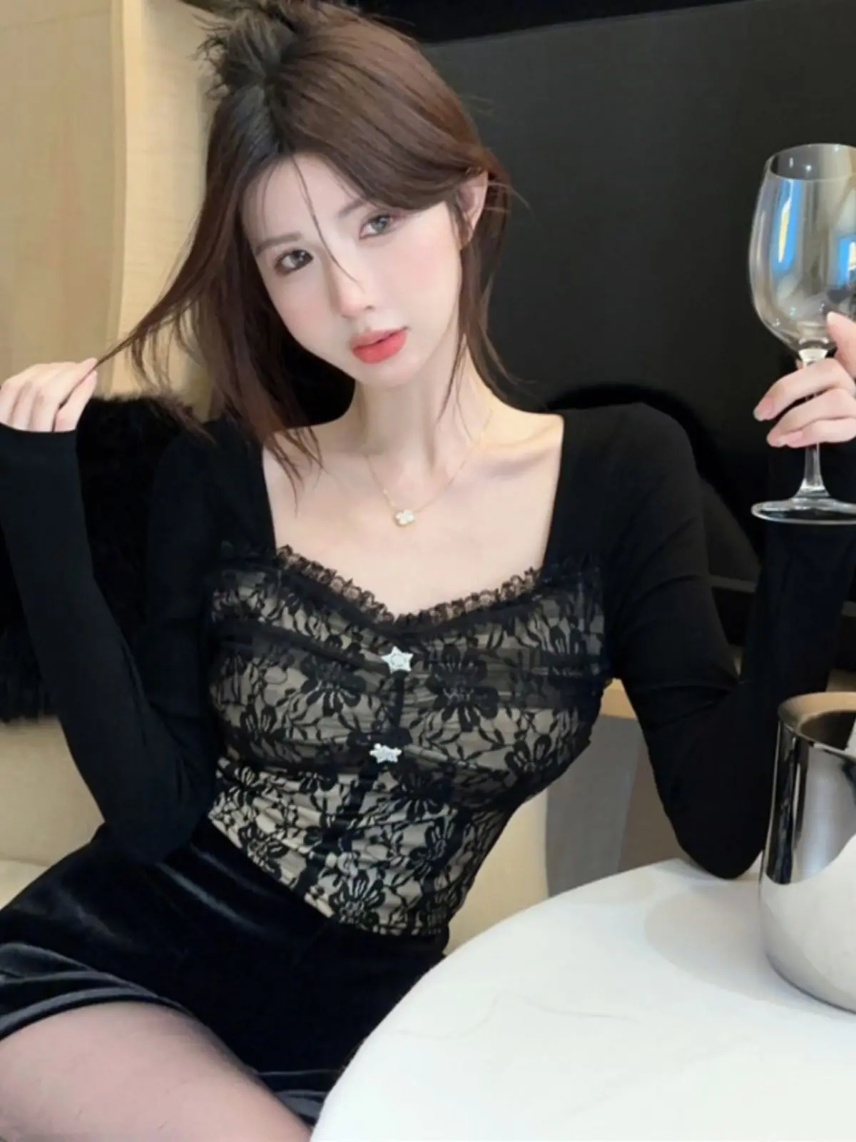 Elegant Square Collar Lace Splicing Black Bottoming Shirt Women Waist Unique Top