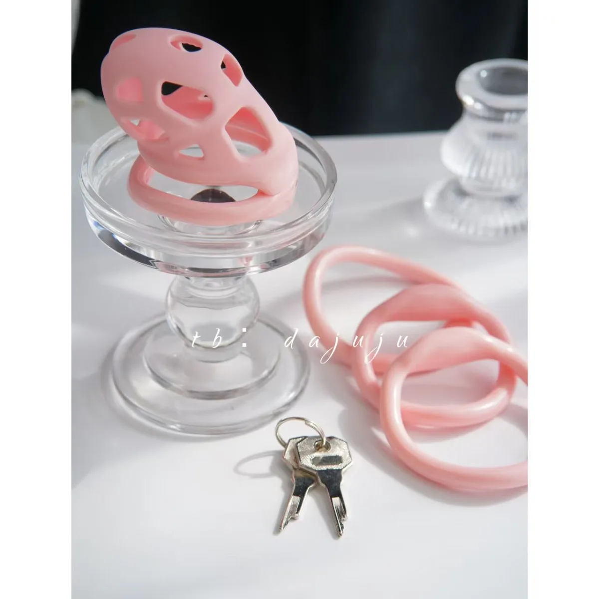 Silicone Chastity Lock Cute Pink Chastity Lock, Curved SM Style, Lightweight CB Lock, Suitable for Crossdressers and Homosexuals - view 6