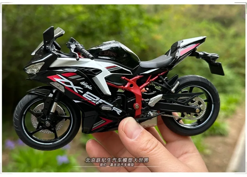 Diecast 1/12 Size Kawasaki ZX-25R Motorcycle Model Car Ninja Alloy