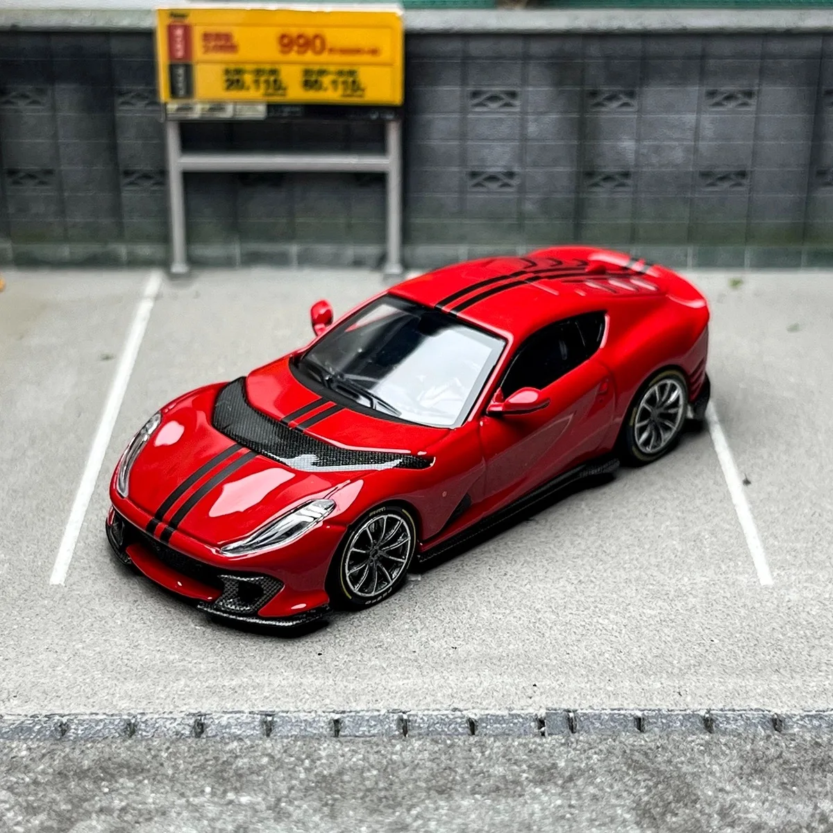 

TOC 1/64 812C Diecast Limited Edition Alloy Full-Open collectible Car Model