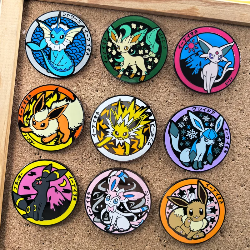 Eevee Familie Emaille-Anstecker Anime-Spiel Metall-Pins Japanischer Manga-Anhänger Brosche für Tasche Rucksack Kleidung Revers ACG Cosplay Geschenk