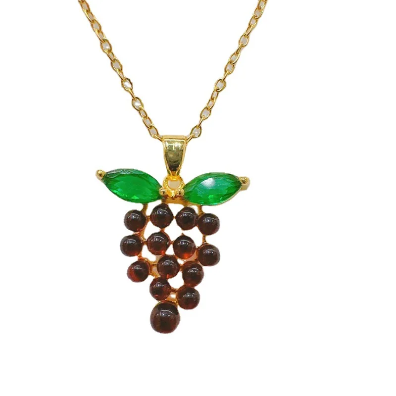 Fruit and Purple Grape Pendant Necklace, Fashionable and Fresh Style, Suitable for Any Outfit