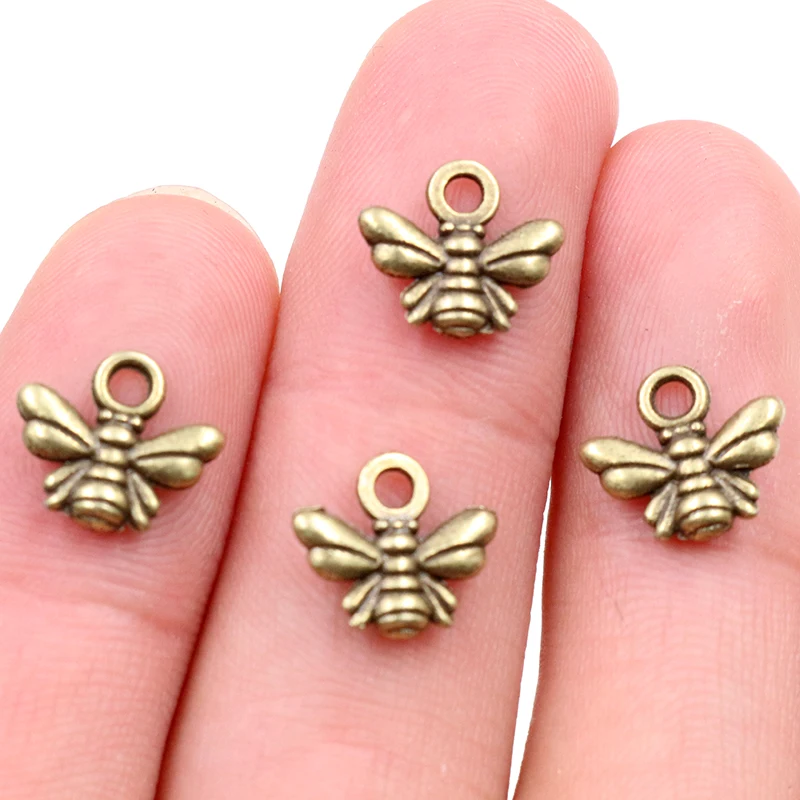 30pcs Charms bee 10x11mm Tibetan Silver Plated Bronze Pendants Antique Jewelry Making DIY Handmade Craft