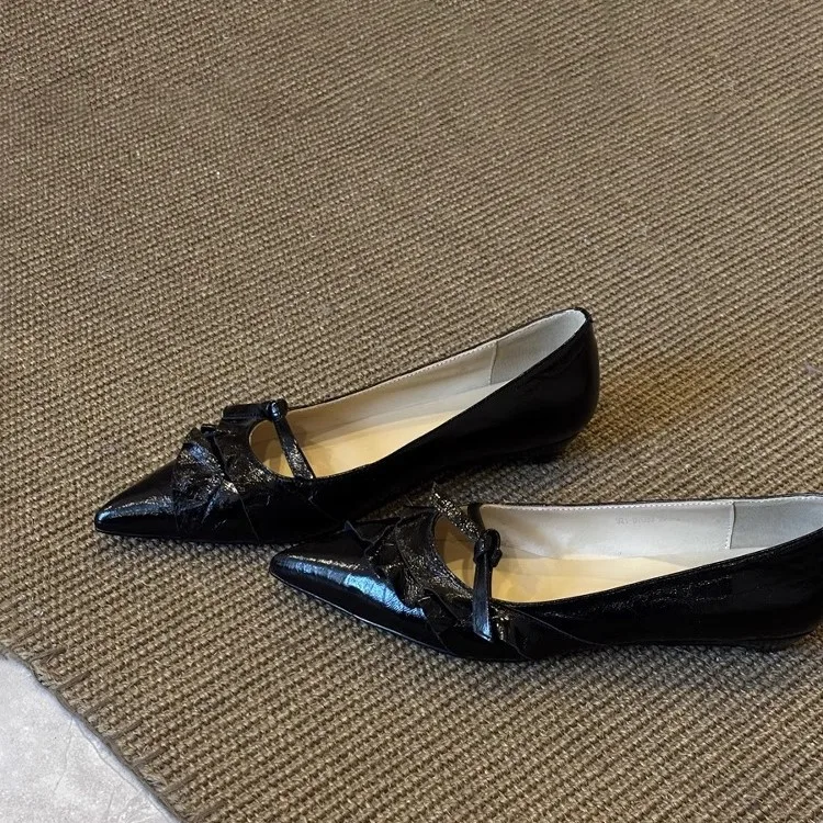 

Мягкие кожаные туфли-лодочки на низком каблуке с острым носком, женские модные плиссированные дизайнерские лоферы на танкетке с бантом, уютная офисная обувь для поездок на работу