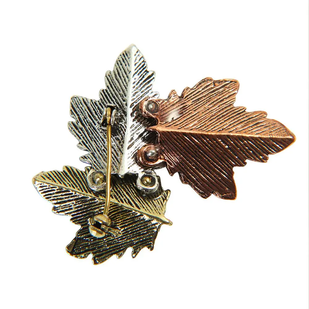 Vintage Girl Maple Leaf Shape Fashion Jewelry Pin Brooch Garment Accessories