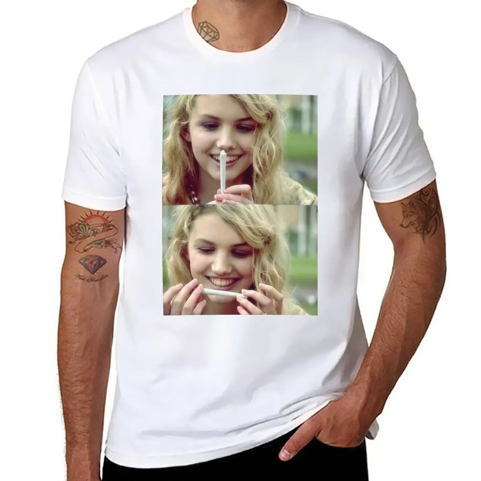 Skins Cassie sticker T-Shirt vintage blacks quick drying men t shirts