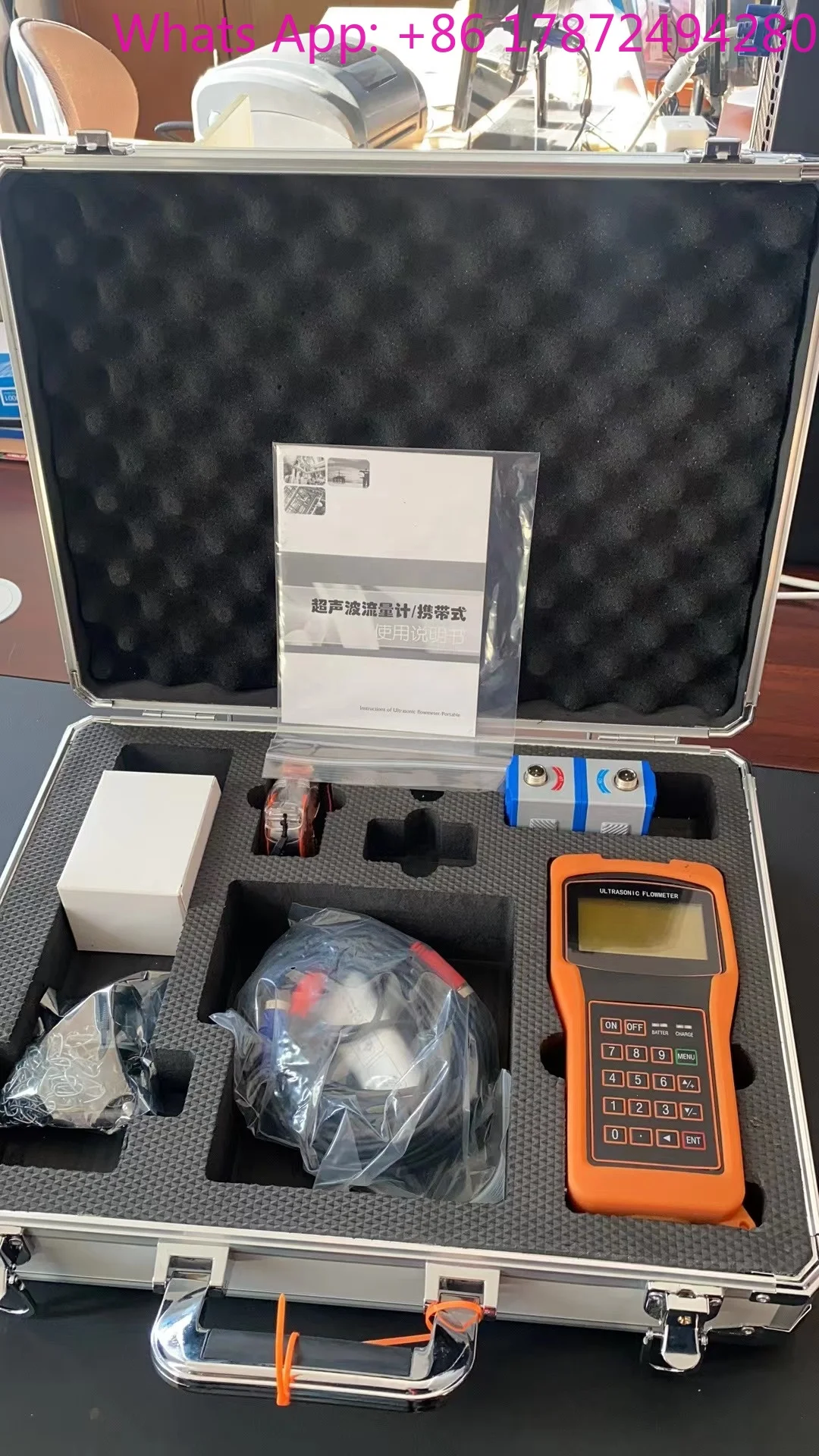 Handheld Portable Converter Clamp on Probe Best Price Kaifeng MH Handheld Ultrasonic Flowmeter