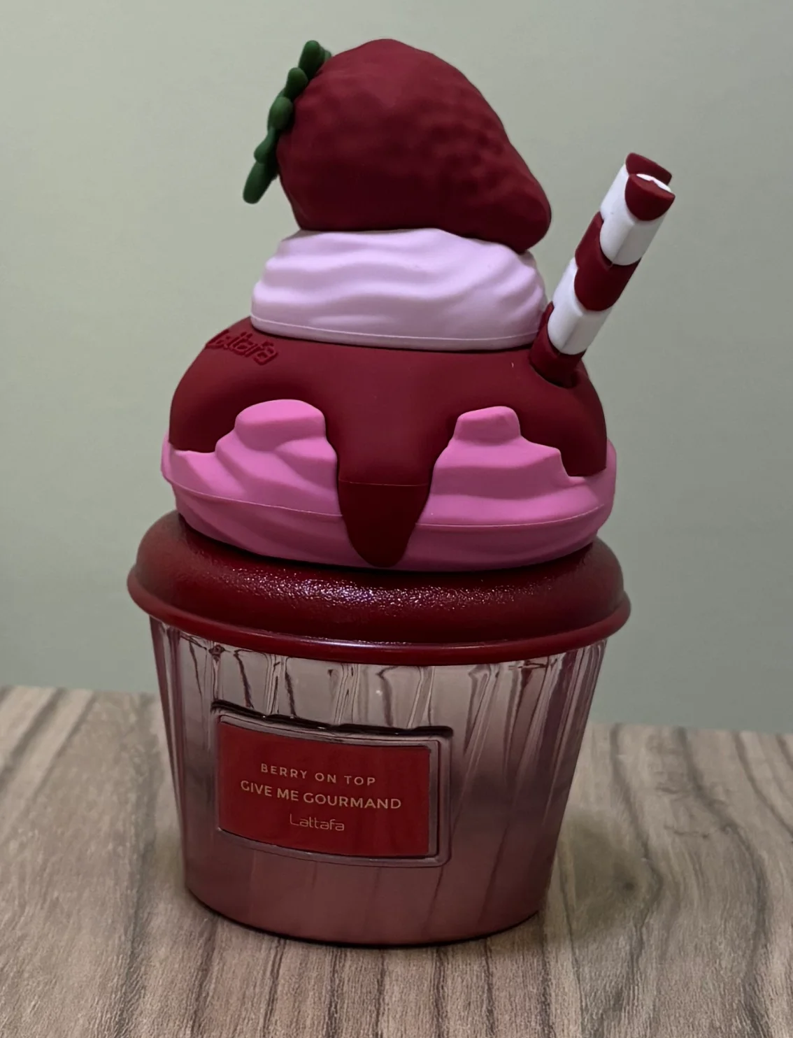 

BERRY ON TOP - New Vanilla Fruit Musk Women's perfume spray, lasting sweet fragrance, perfect gift, full of dating atmosphere!