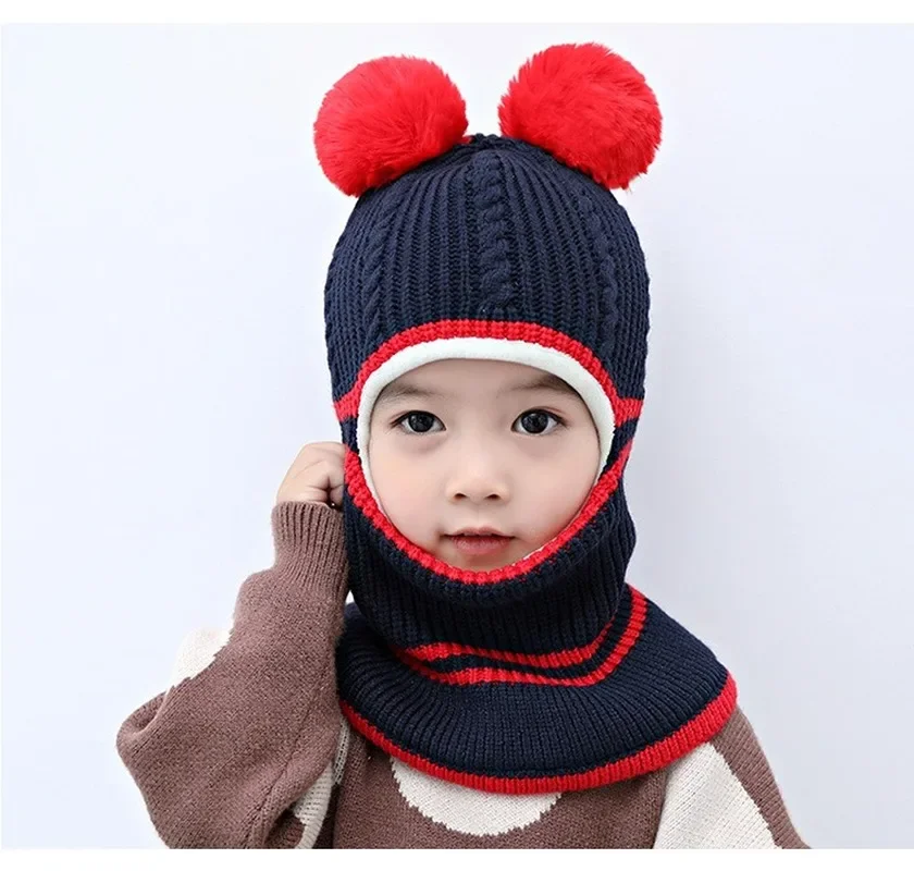 conjunto-de-gorro-e-cachecol-de-malha-com-pompons-duplos-para-criancas-com-protecao-facial-integrada-quente-multicolorido-ideal-para-atividades-ao-ar-livre-em-climas-frios