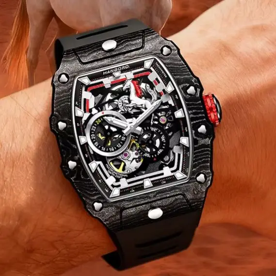 

Мужские автоматические часы HANBORO Tonneau, механические наручные часы с люминесцентным скелетонизированным циферблатом, безель из углеродного волокна, циферблат с изображением лошади, механизм Miyota 82S7