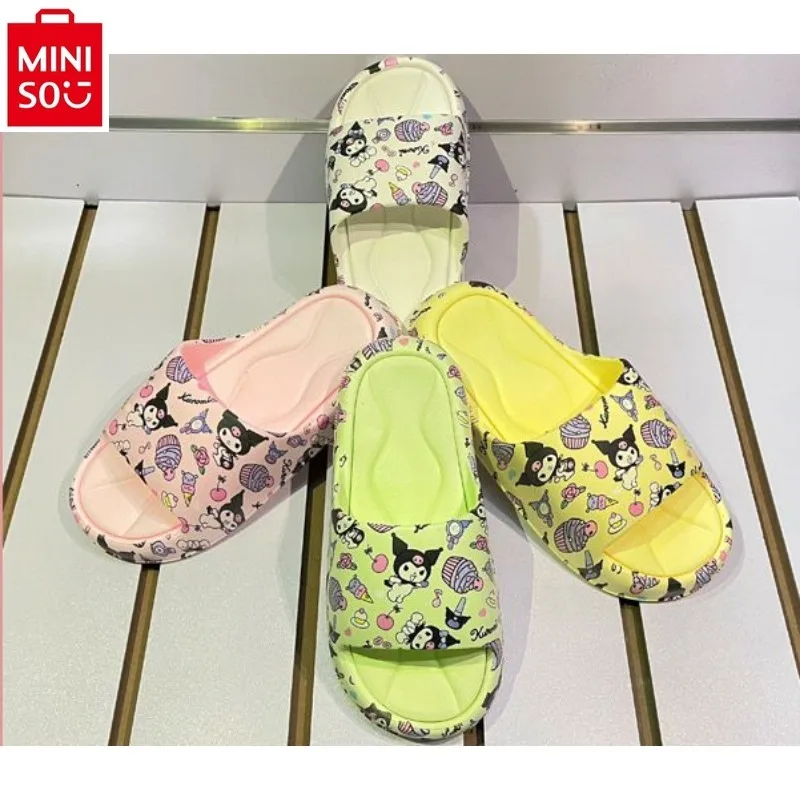 Miniso Zomer Schattige Cartoon Kuromi Zachte Zool Bovenkleding Dikke Zool Pantoffels, Anti Slip En Slijtvast Één Woord Slippers