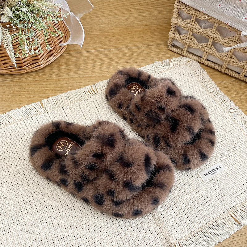 Leopard Pattern Plush Winter Slippers for Children Open Toe Soft Sole House Shoes Girls Indoor Comfort Warm Faux Fur Slippers