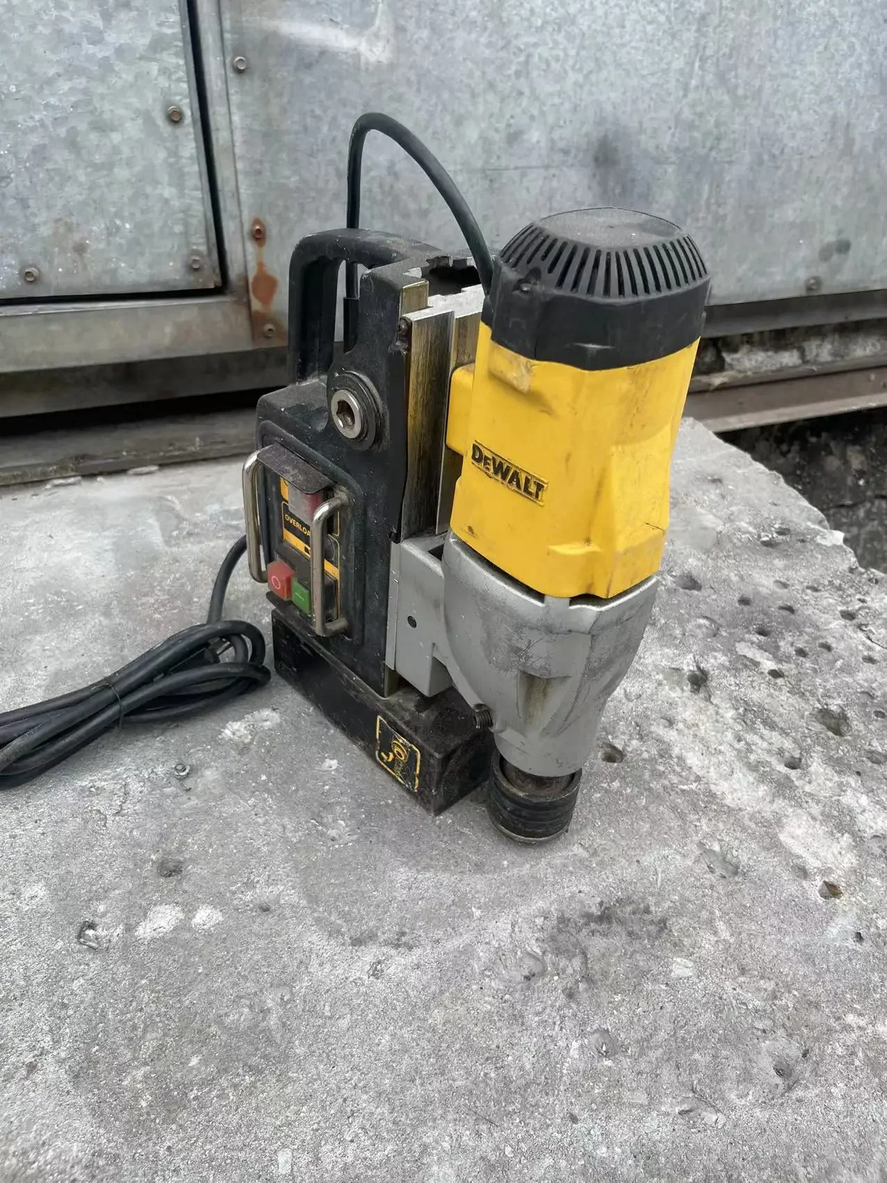 DEWALT DWE1622K 1200W 50mm 2 Speed Magnetic Drill Machine .110VOLT USED.SECOND HAND