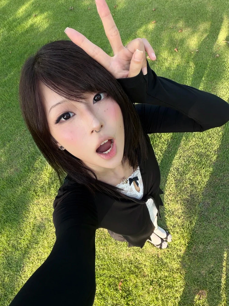 Tonngirls Y2k Japanisches T-Shirt für Damen, langärmelig, mit Patchwork und Spitze, kurzes Oberteil, Streetwear, Vintage- und Grunge-Oberteile, ästhetisches T-Shirt im Stil der 2000er Jahre. – Detail 5