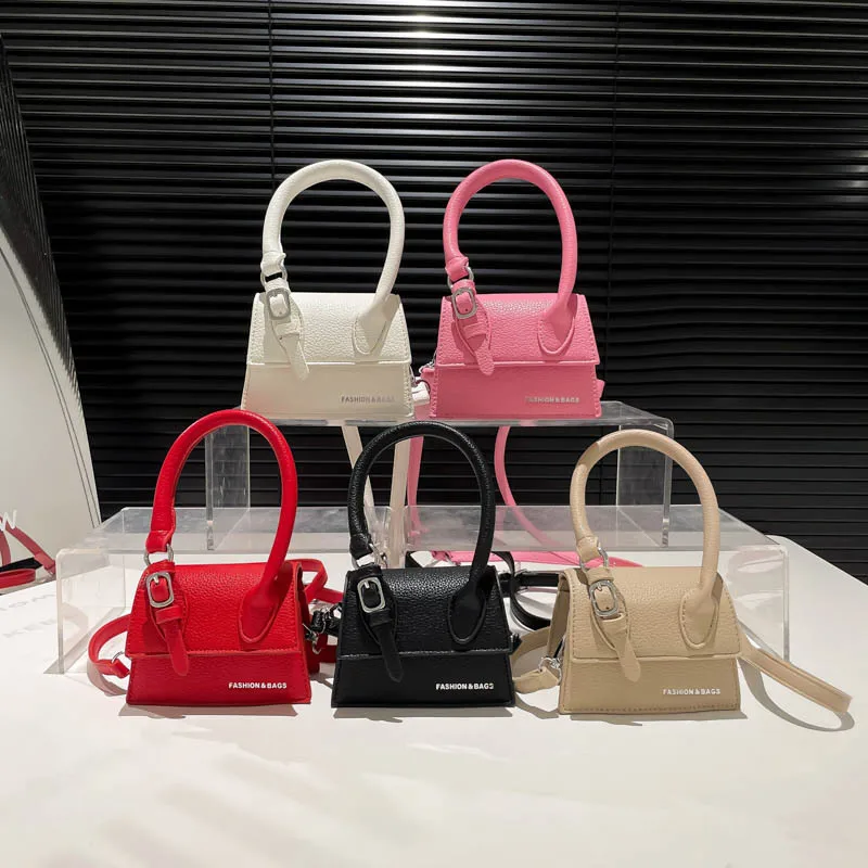 

Новинка 2024 года, мини-квадратная сумка для женщин, текстурированный кошелек через плечо, милый нишевый дизайн, сумка с верхней ручкой, ранняя осень, мода Mori Girl