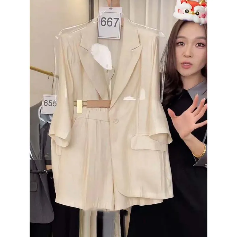 French Minimalist Fashion Sets Women's Spring Summer 2026 New High-end Thin Temperament Suit Jacket Shorts Two-piece Suit view 3