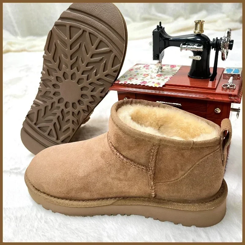 Classic mini sheepskin snow boots, combining leather and real fur, casual warm boots for men and women in sizes 35-44