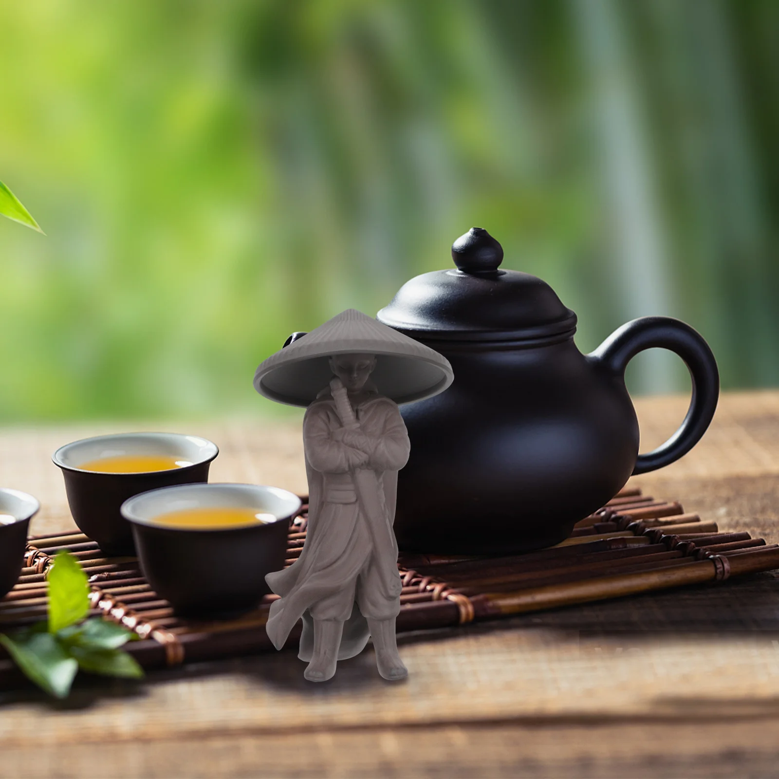 

Elegant Ceramic Tea Pet Artistic Tea Infuser for Kung Fu Ceremony Beautiful Hand Play Design Enhances Tearoom Aesthetic Appeal