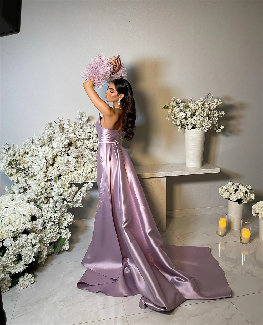 es With Slit Eleagnt Strapless Sheath Party Dress Floor Length Sleeveless Backless Feathers Satin Formal Evening Gowns 