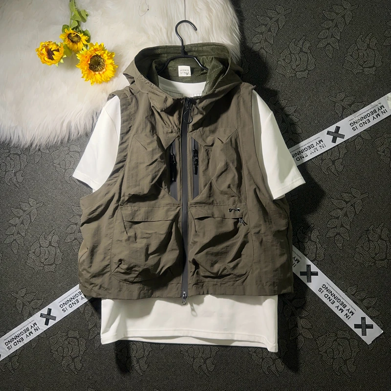Loose Fit Casual Workwear Vest Men Summer Tactical Shoulder Pad Hooded Jacket Outerwear Street Style Youthful Energy Pure Color