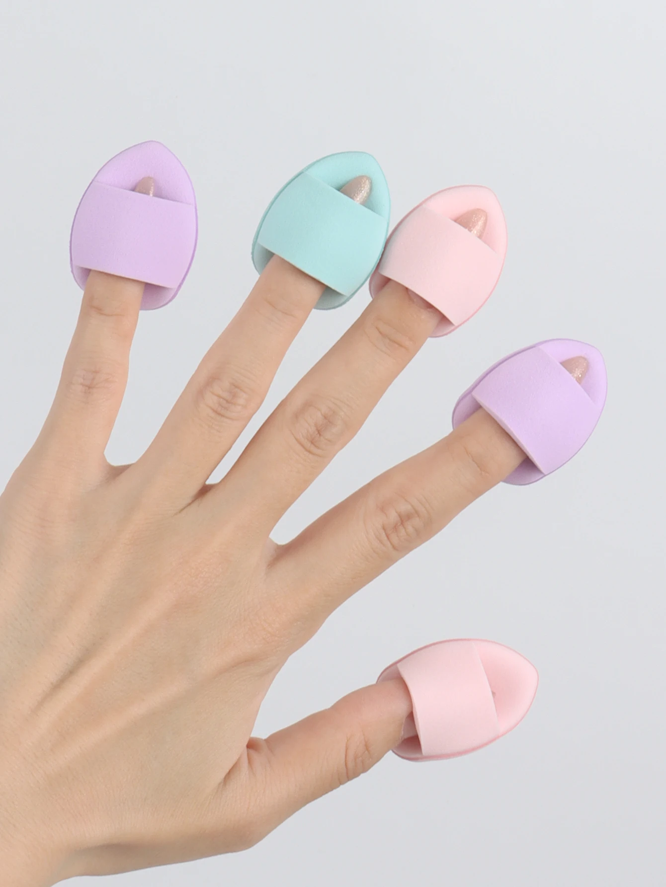 Finger Air Cushion ฟองน้ําแป้งพัฟชุดแต่งหน้าแป้งพัฟ Liquid Foundation Foundation คอนซีลเลอร์แต่งหน้าพัฟขายส่ง