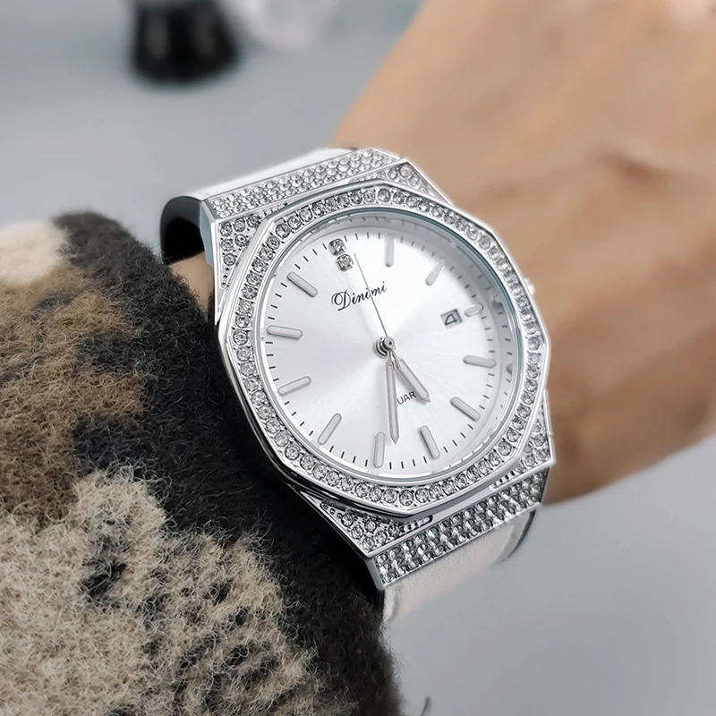 ساعة كوارتز نسائية أنيقة بأحجار الراين الملونة وحزام سيليكون أنيق ووجه دائري دقيق - إكسسوار عصري f