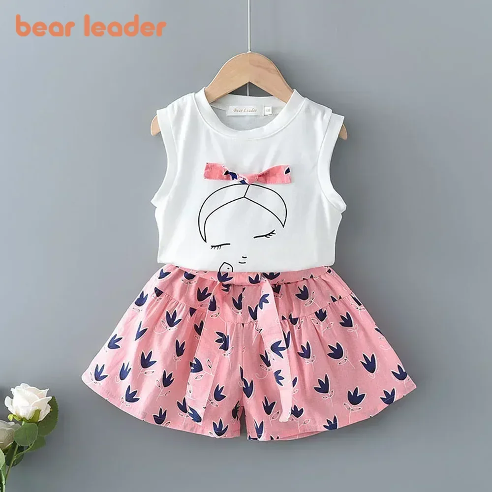 

Bear Leader Summer Fashion Kids Clothes Girls Bow Decoration Sleeveless T-shirt Top+Printed Shorts Korean Version Two-piece Set