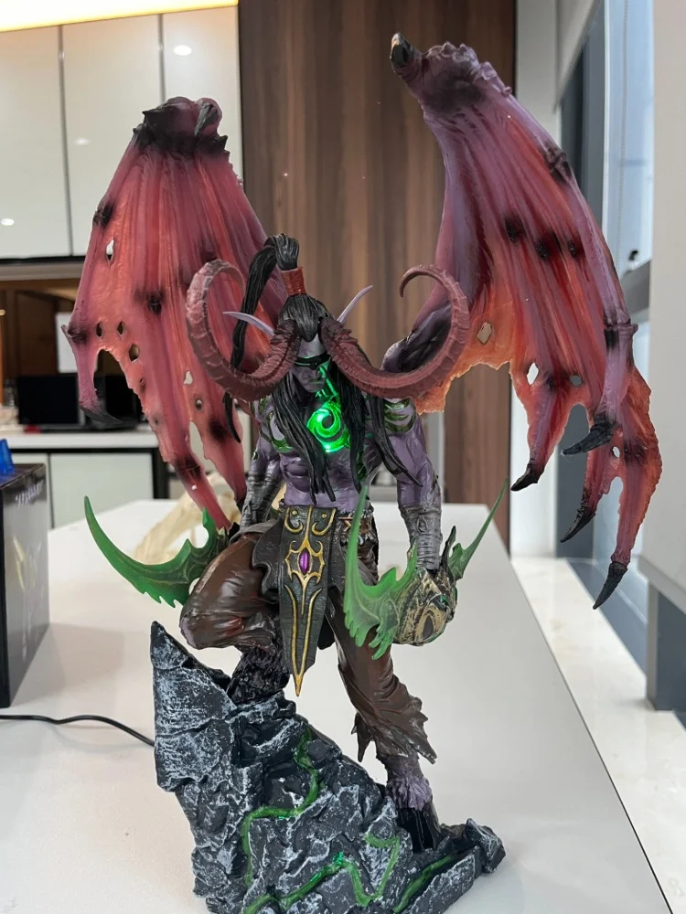 Anime Figure Gk World Of Warcraft Figure Devil Hunter Illidan Model Statue Ornament With Luminous Doll Gift For Kids Room Decor