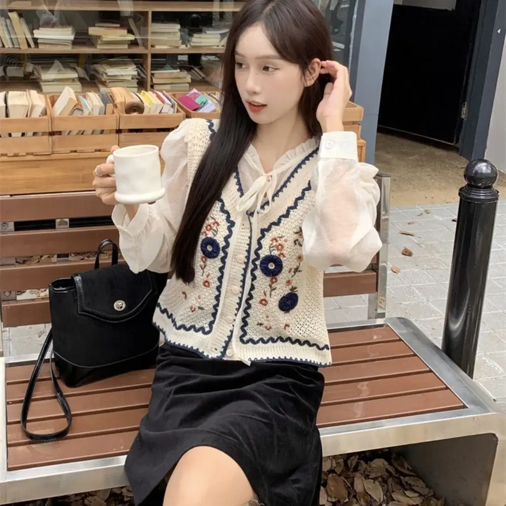 Pullover con scollo a V Top Gilet lavorato a maglia stile nazionale Fiore Maglione con scollo a V vintage Abito casual senza maniche Gilet piccolo da donna
