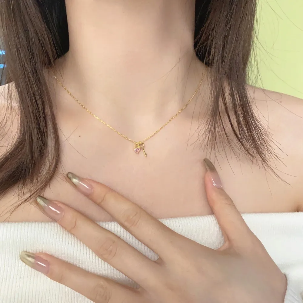 S925 Sterling Silver Necklace Personalized Key Design High Grade Love Zircon Inlaid Fashion Collar Chain Wedding