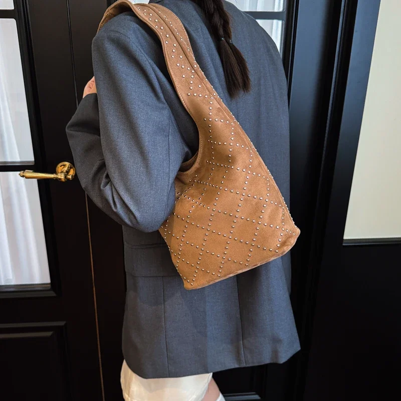 حقيبة يد نسائية جلدية عصرية راقية حقيبة كتف كلاسيكية فاخرة ملابس كروس يومية