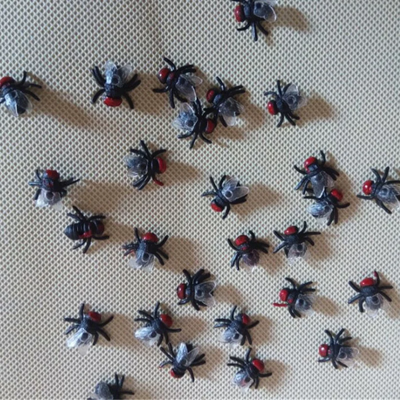 

1PC Fun Toy Fake Fly Realistic Insect Toy Scary Disgusting Joke April Fools Day Prank Toy Props