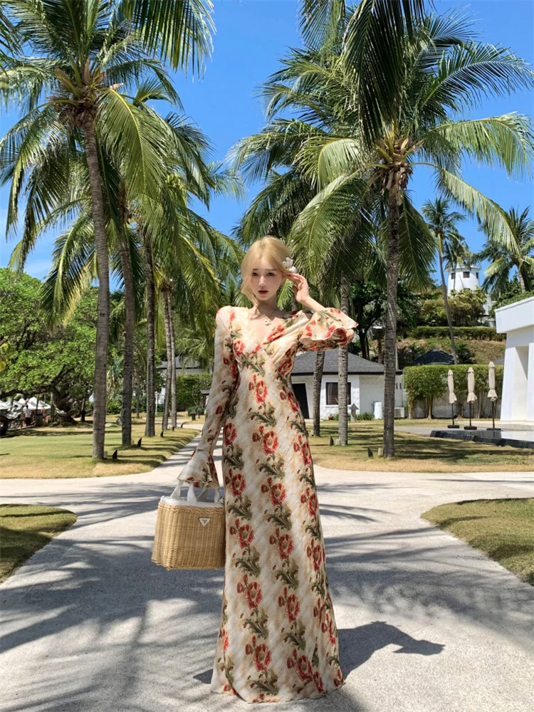 Modna długa sukienka z rozszerzanymi rękawami dla kobiet 2025 Summer Gentle V-neck Printed Dress Elegant Slim Floral Long Holiday Dress