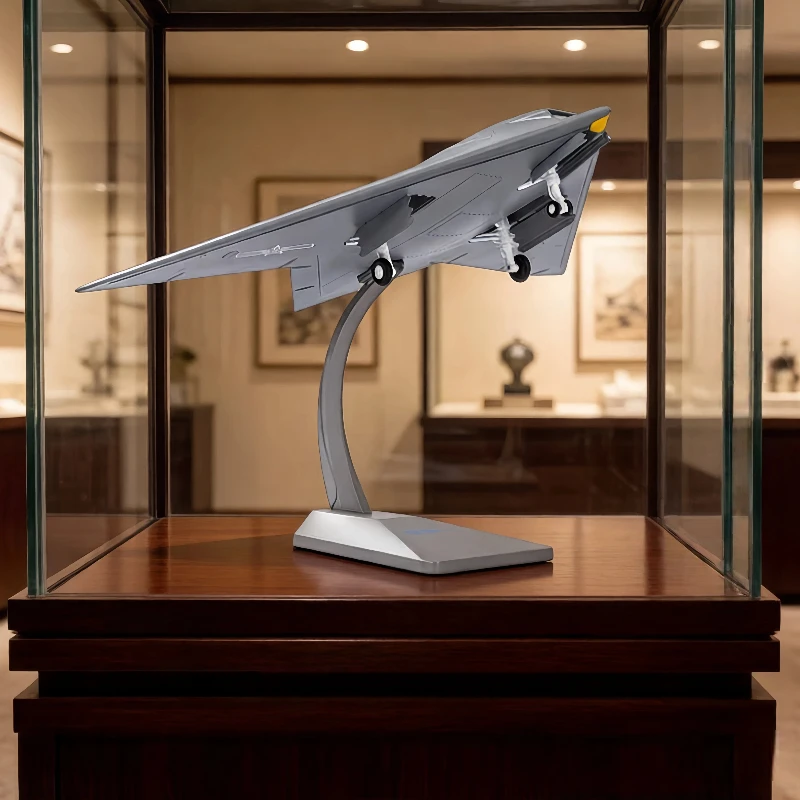 

Модель боевого дрона Attack 11, масштаб 1:48, высокодетализированная, из сплава, коллекционная, для декора рабочего стола, для любителей военной тематики