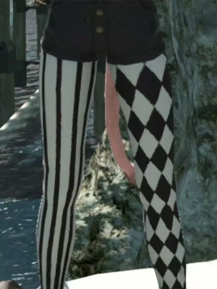 جوارب فاينل فانتسي المطاطية لمحبي الشجرة غير المتماثلة للمهرج التنكرية لجميع القديسين وعيد الميلاد #2