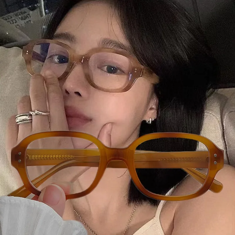 نظارات كلاسيكية Y2k بإطار كامل تحجب الضوء الأزرق للنساء نظارات عصرية بإطار سميك من البولي كربونات للحفلات