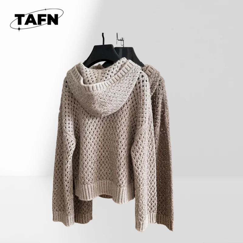 25 Classic Cashmere Cardigan with Retro Flair, Cozy and Fashionable for Casual Wear Warm  Comfortable for Casual Outings AI0977