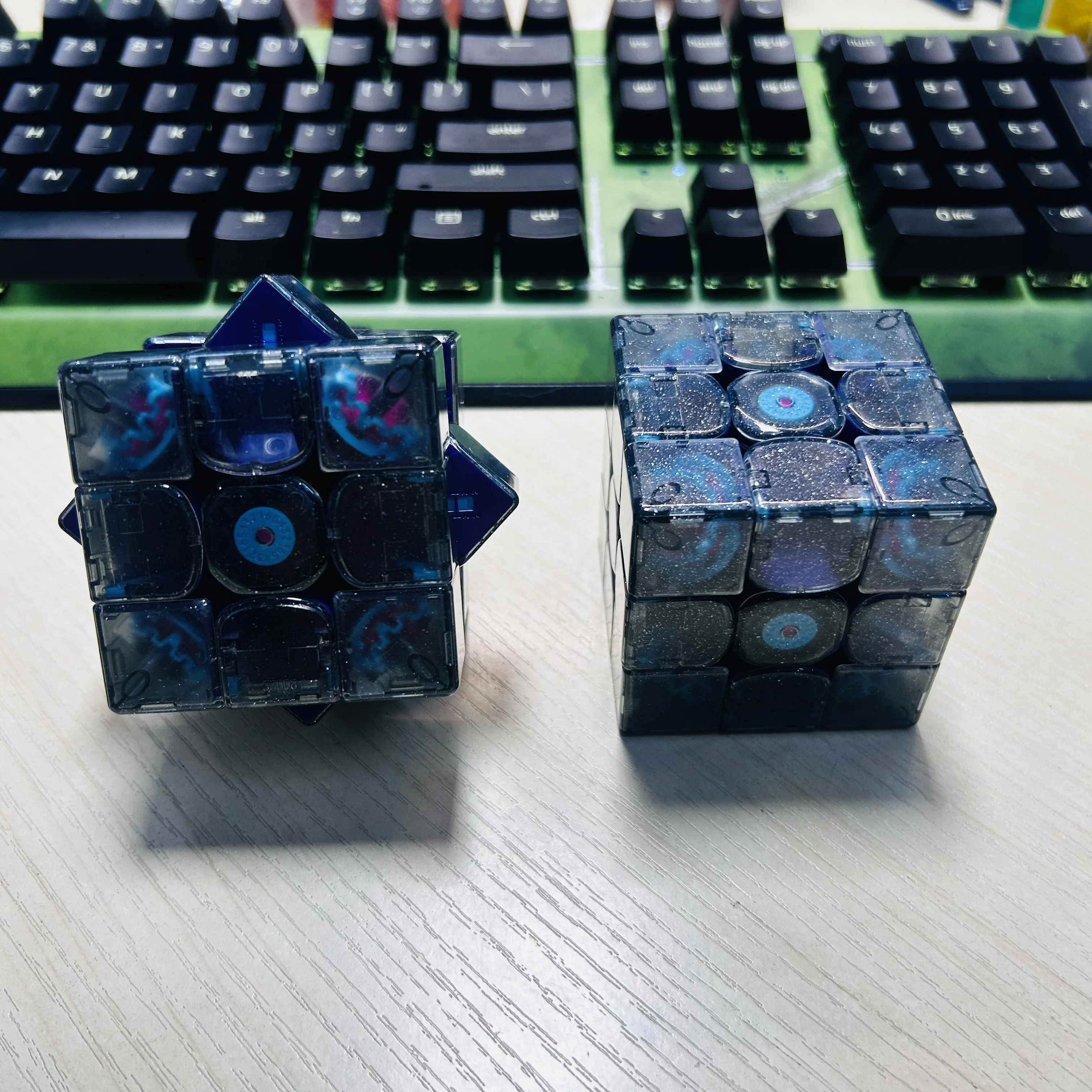 

GAN14 Maglev Galaxy 3x3 Cube GAN Magnetic Cube 3x3x3 No accessories cube