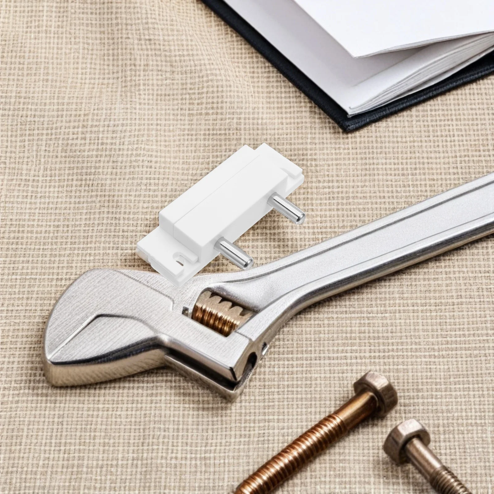 

2Pcs Leak Detection Sensor Probe Stainless Steel Water Leak for Home Basement Under Sink to Water Damage