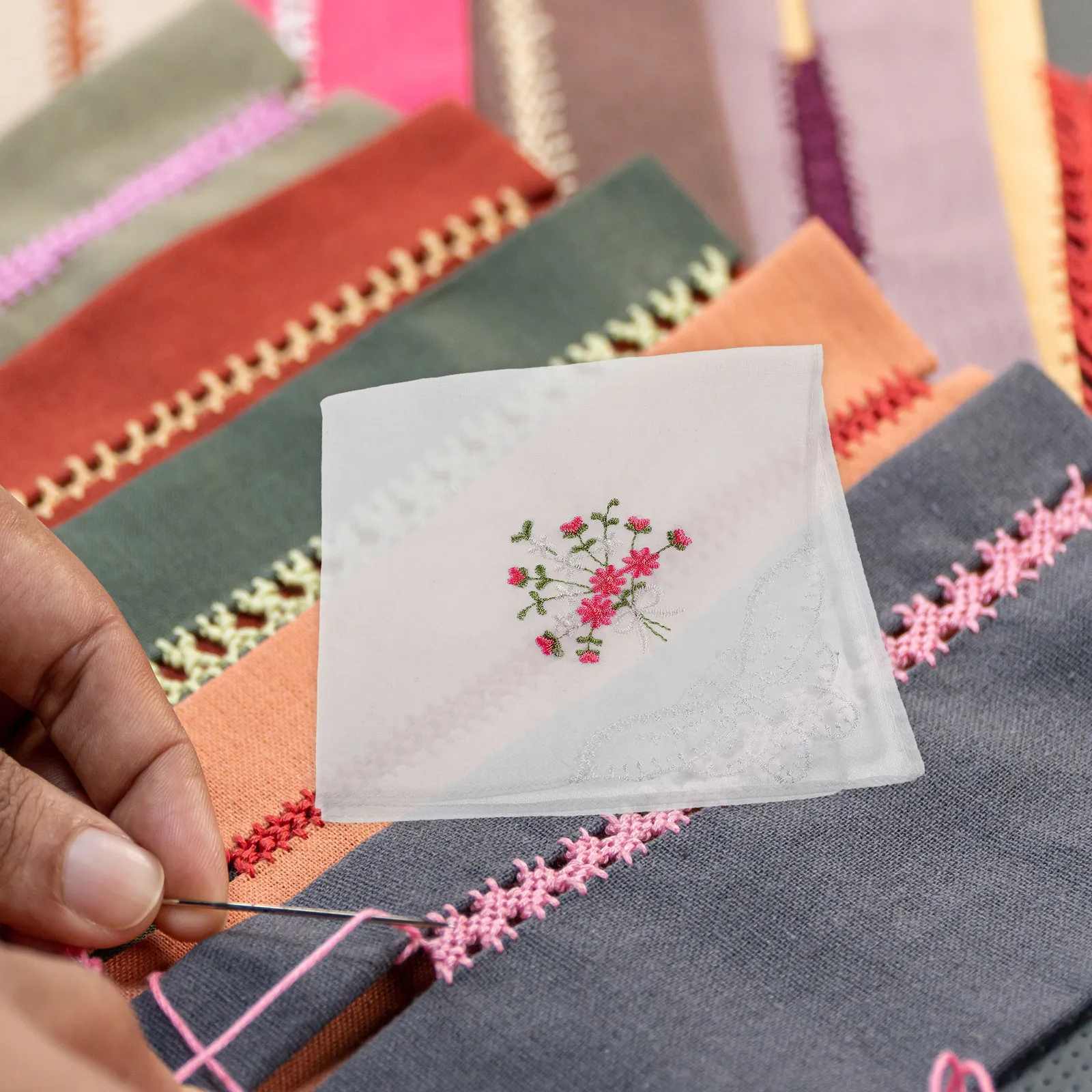 

3Pcs Embroidered Handkerchief Lace Trim Cotton Floral Vintage Women Pocket Square Bridal Shower Gift Handkerchief Pocket