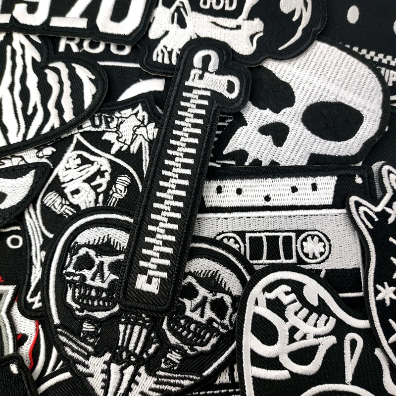 SKULL Cassette Butterfly Iron On Patches Apparel Sewing Fabric Handmade Appliques For Clothing Music Stickers Badges Parche ROCK