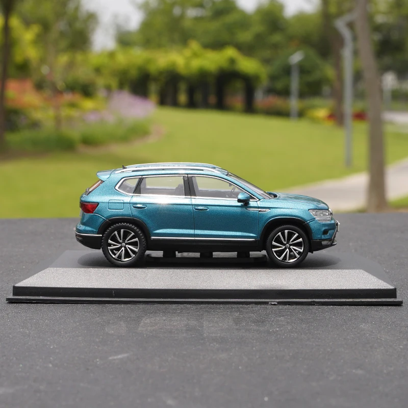 1:43 Original SAIC VW Tuyue Tharu 2019 Alloy Simulation Car Model