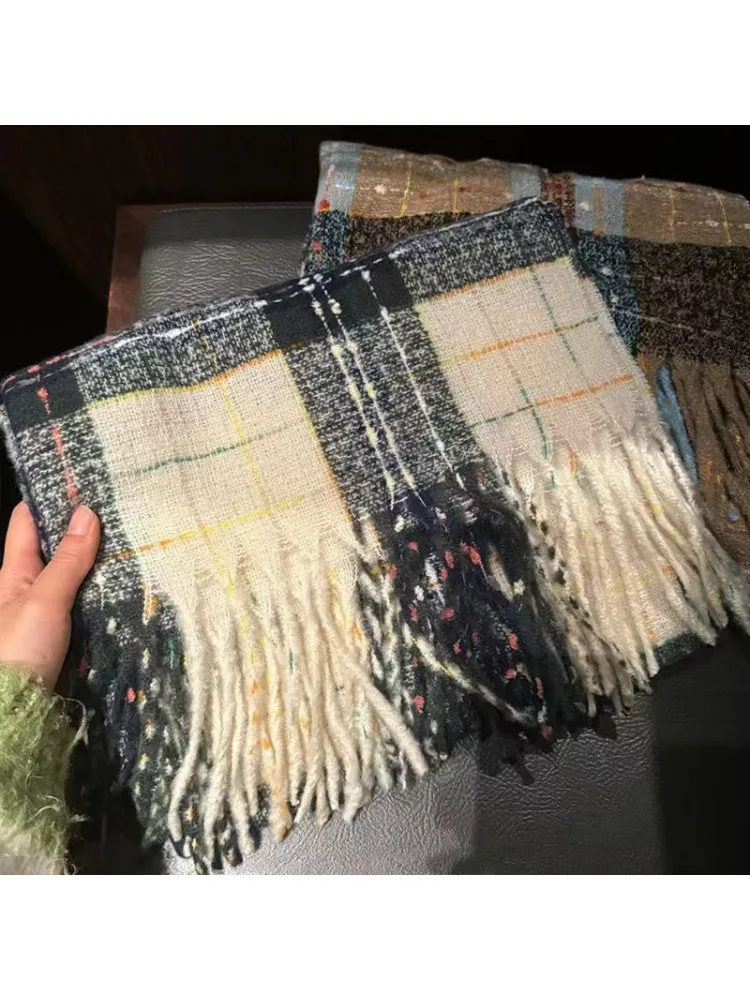 

Breathable All Season Shawl