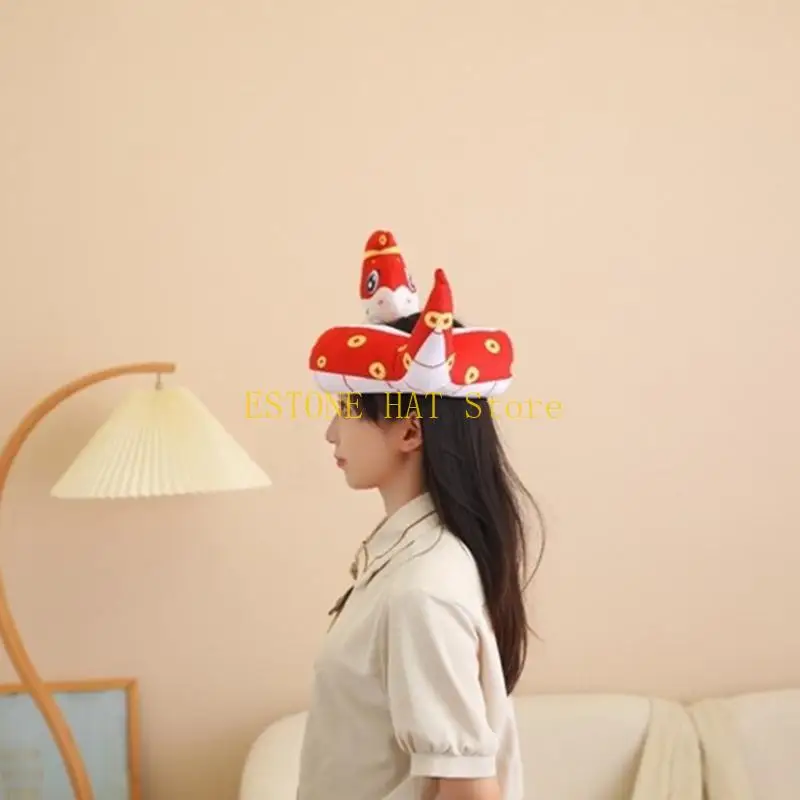 

49MF Lovely Snake Pattern Headpiece Zodiacs Celebration Gears Warm New Year Hat for Friend and Relatives