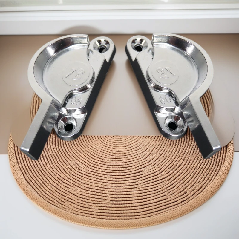 قفل نافذة عتيق من سبائك الألومنيوم قفل أمان للباب المنزلق مع خطاف هلال لنوافذ سحب البندية