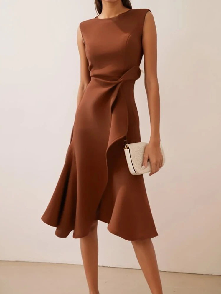 فستان نسائي صيفي أنيق بدون أكمام للعطلات، فستان حفلات بسيط برقبة دائرية، موضة 2025 فستان أنيق غير رسمي للسيدات