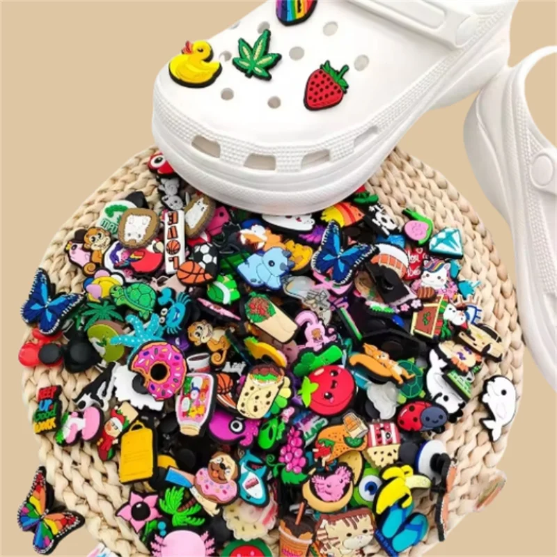 9/20/40/100/200/400Pcs Random Cartoon Shoe Decoration Charms for Clogs Bubble Slides Sandals Bracelet Party Favors